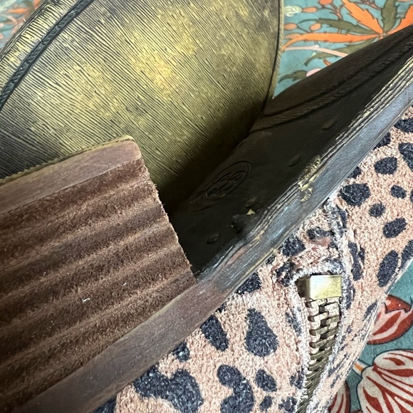 Lucky Brand Cheetah Leather Booties - Picture 9 of 10